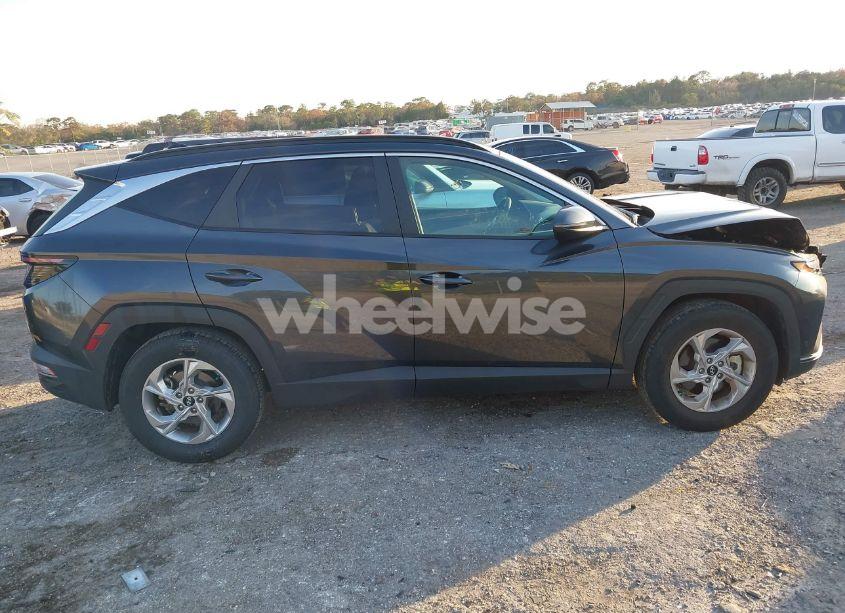 Photo 13 of 2022 Hyundai Tucson SEL (VIN 5NMJB3AE9NH111888)