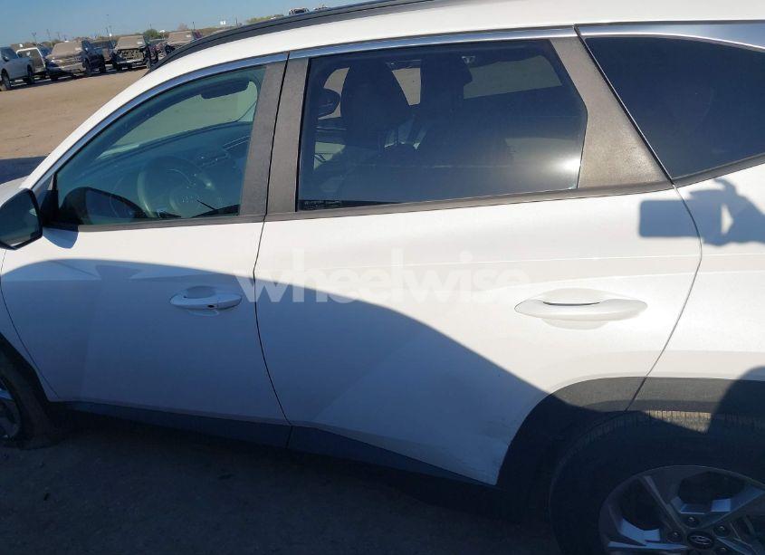 Photo 15 of 2022 Hyundai Tucson SEL (VIN 5NMJB3AEXNH049403)