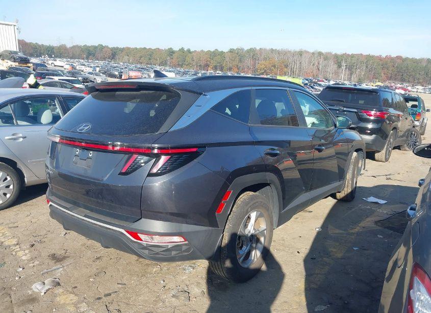 Photo 4 of 2022 Hyundai Tucson SEL (VIN 5NMJB3AEXNH121538)