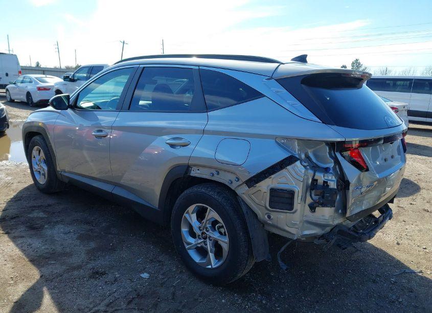 Photo 3 of 2024 Hyundai Tucson SEL (VIN 5NMJB3DE0RH309101)