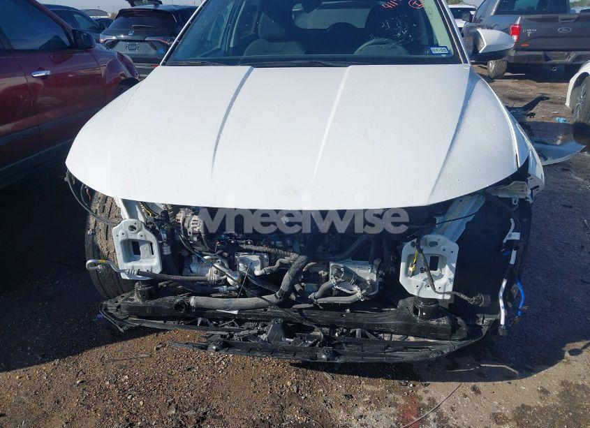 Photo 13 of 2024 Hyundai Tucson SEL (VIN 5NMJB3DE0RH399995)