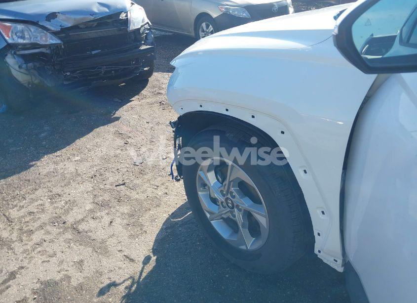 Photo 6 of 2024 Hyundai Tucson SEL (VIN 5NMJB3DE0RH399995)