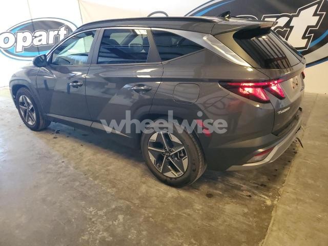 Photo 2 of 2025 HYUNDAI TUCSON SEL (VIN 5NMJB3DE0SH476662)