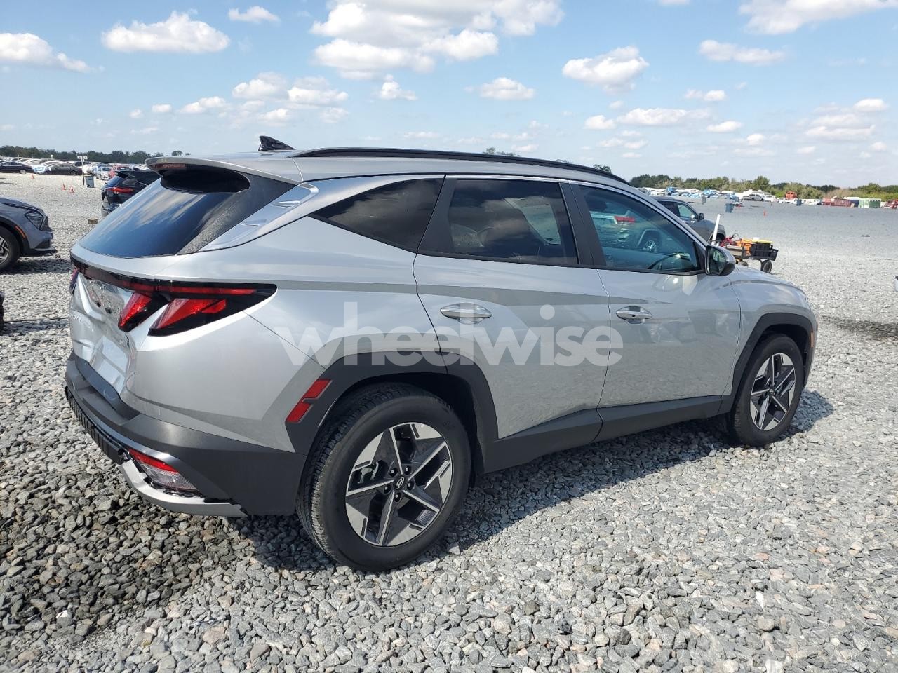 Photo 3 of 2026 HYUNDAI TUCSON SEL (VIN 5NMJB3DE0TH614055)