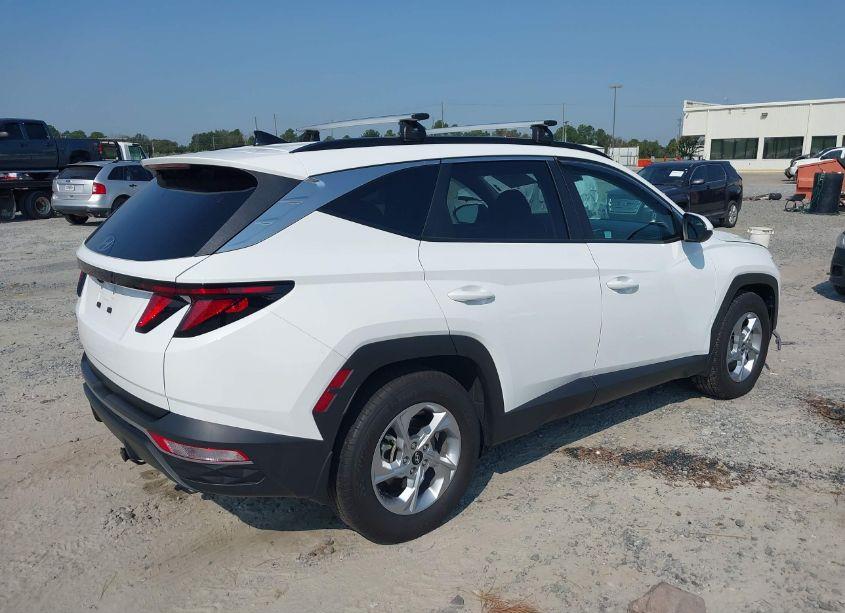 Photo 4 of 2024 Hyundai Tucson SEL (VIN 5NMJB3DE1RH301265)
