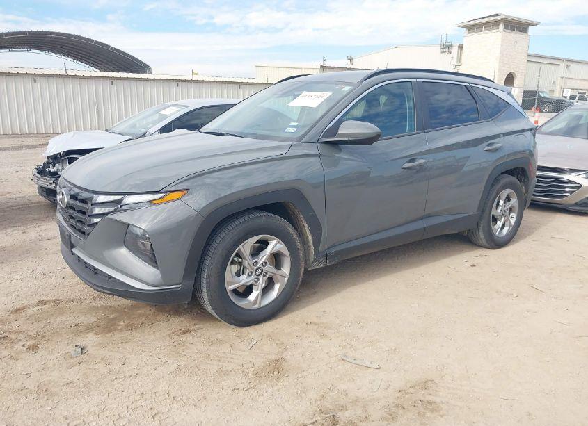 Photo 2 of 2024 Hyundai Tucson SEL (VIN 5NMJB3DE1RH315988)