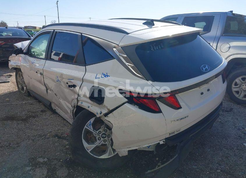 Photo 3 of 2024 Hyundai Tucson SEL (VIN 5NMJB3DE1RH325422)