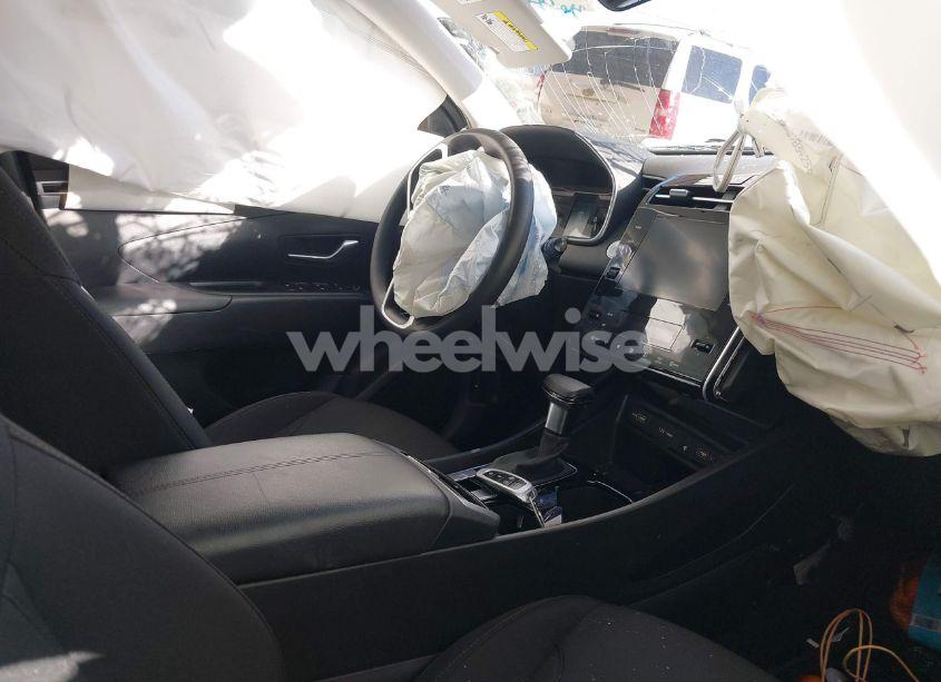 Photo 5 of 2024 Hyundai Tucson SEL (VIN 5NMJB3DE1RH325422)