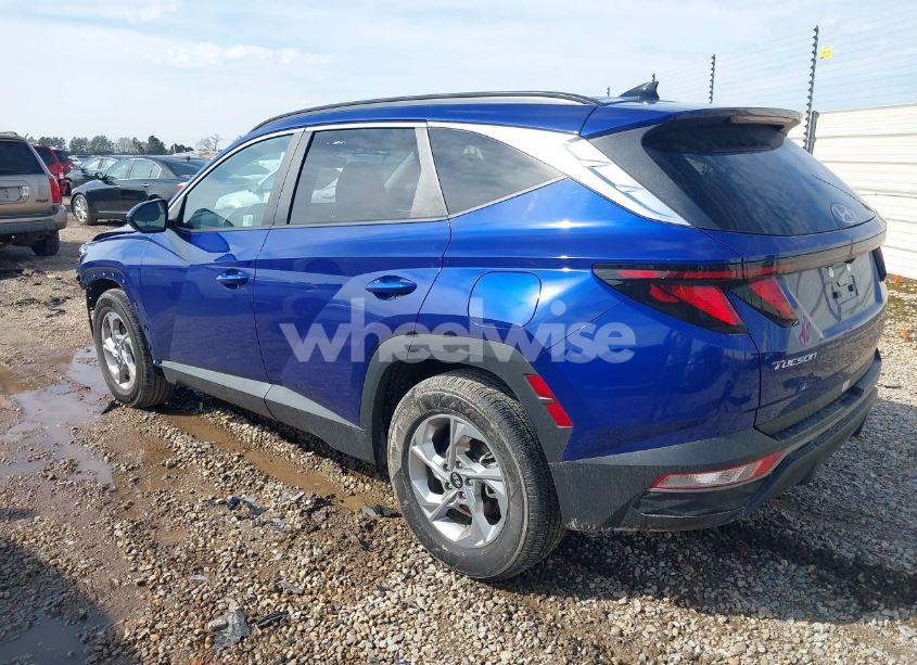 Photo 3 of 2024 Hyundai Tucson SEL (VIN 5NMJB3DE1RH355570)