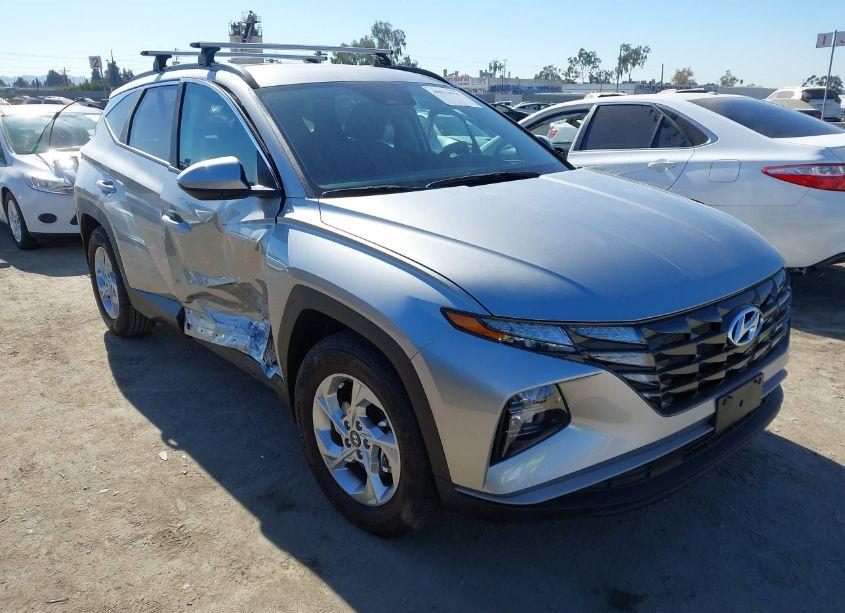 2024 Hyundai Tucson SEL (VIN 5NMJB3DE1RH411930) main photo