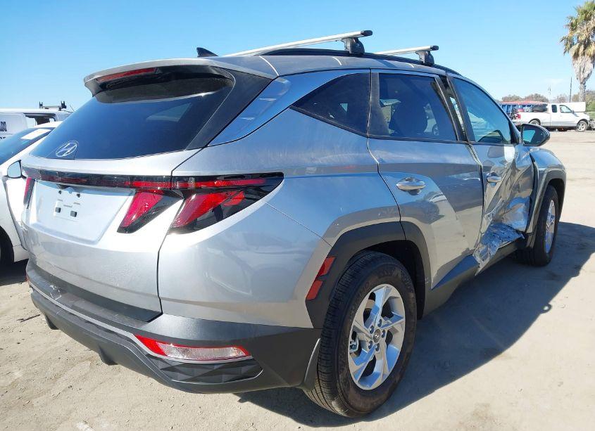 Photo 4 of 2024 Hyundai Tucson SEL (VIN 5NMJB3DE1RH411930)