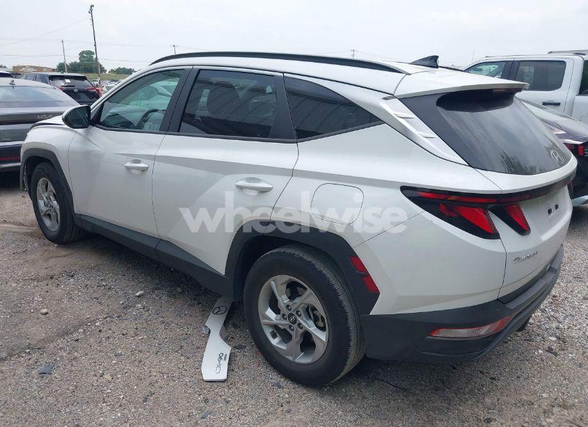 Photo 3 of 2024 Hyundai Tucson SEL (VIN 5NMJB3DE1RH428288)