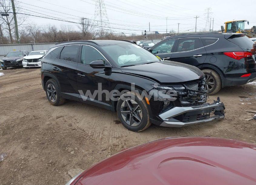 2025 Hyundai Tucson SEL (VIN 5NMJB3DE1SH458851) main photo
