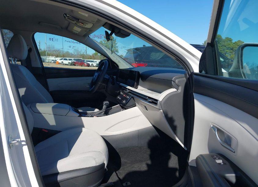 Photo 5 of 2025 Hyundai Tucson SEL (VIN 5NMJB3DE1SH459739)