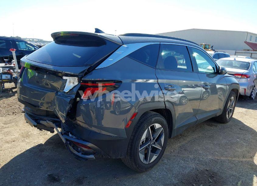Photo 4 of 2025 Hyundai Tucson SEL (VIN 5NMJB3DE1SH479523)