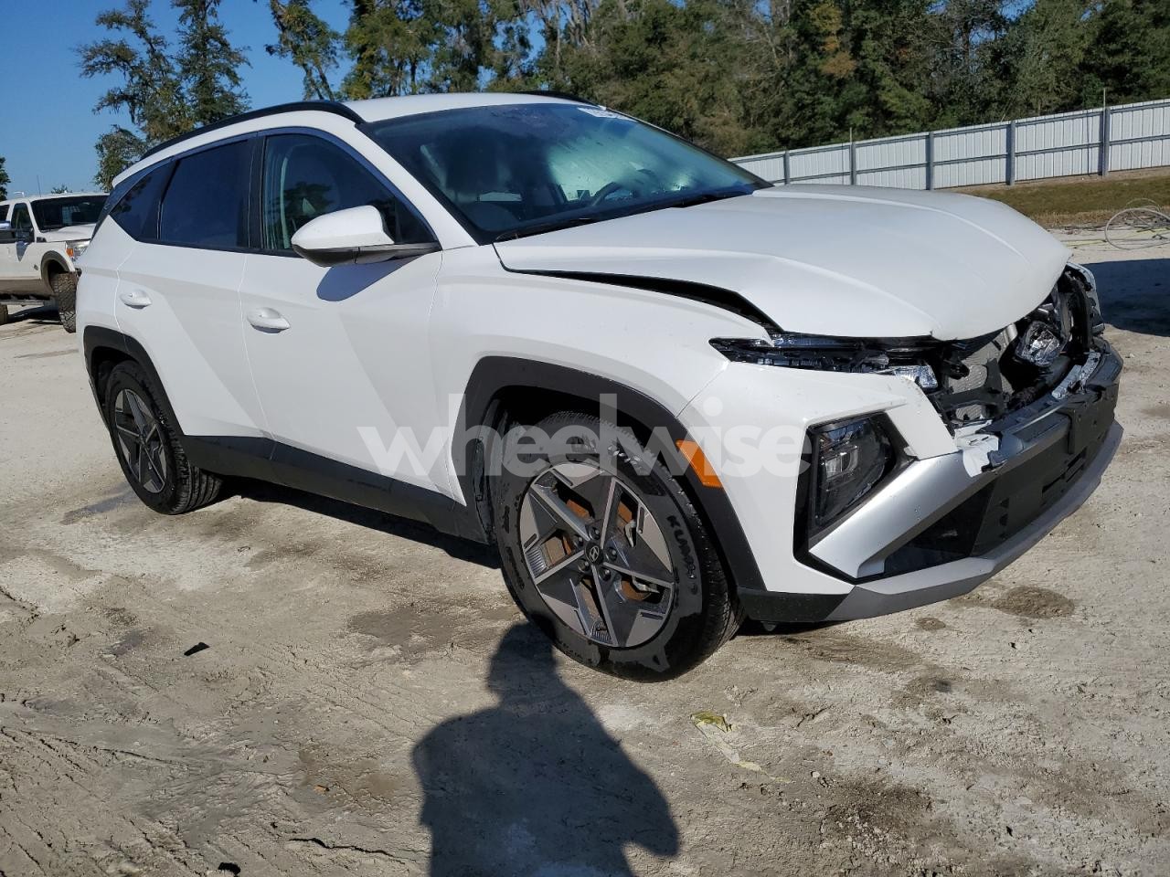 Photo 4 of 2025 HYUNDAI TUCSON SEL (VIN 5NMJB3DE1SH491557)