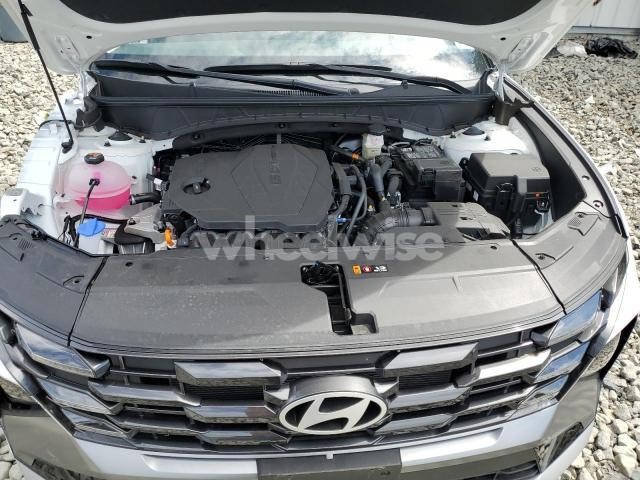 Photo 10 of 2025 HYUNDAI TUCSON SEL (VIN 5NMJB3DE1SH541969)