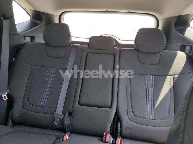 Photo 3 of 2025 HYUNDAI TUCSON SEL (VIN 5NMJB3DE1SH569254)
