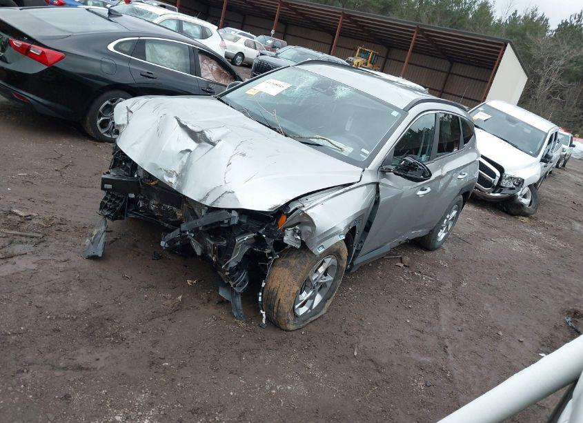 Photo 2 of 2024 Hyundai Tucson SEL (VIN 5NMJB3DE2RH404257)