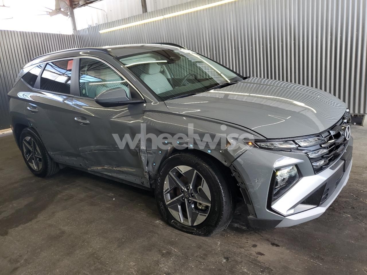 Photo 4 of 2025 HYUNDAI TUCSON SEL (VIN 5NMJB3DE2SH506812)