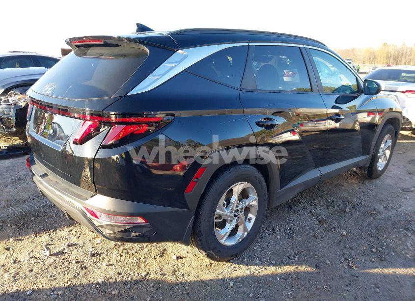 Photo 4 of 2024 Hyundai Tucson SEL (VIN 5NMJB3DE3RH370748)