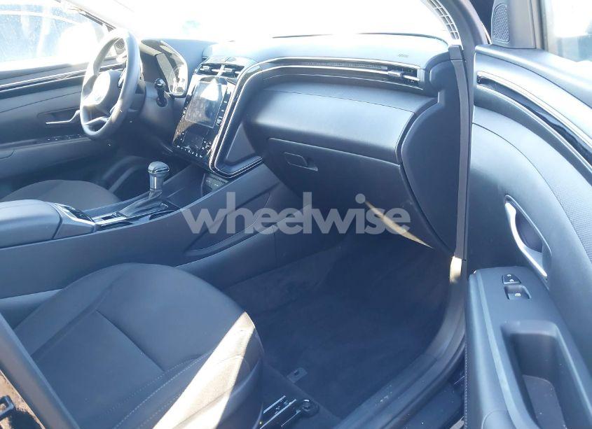 Photo 5 of 2024 Hyundai Tucson SEL (VIN 5NMJB3DE3RH370748)