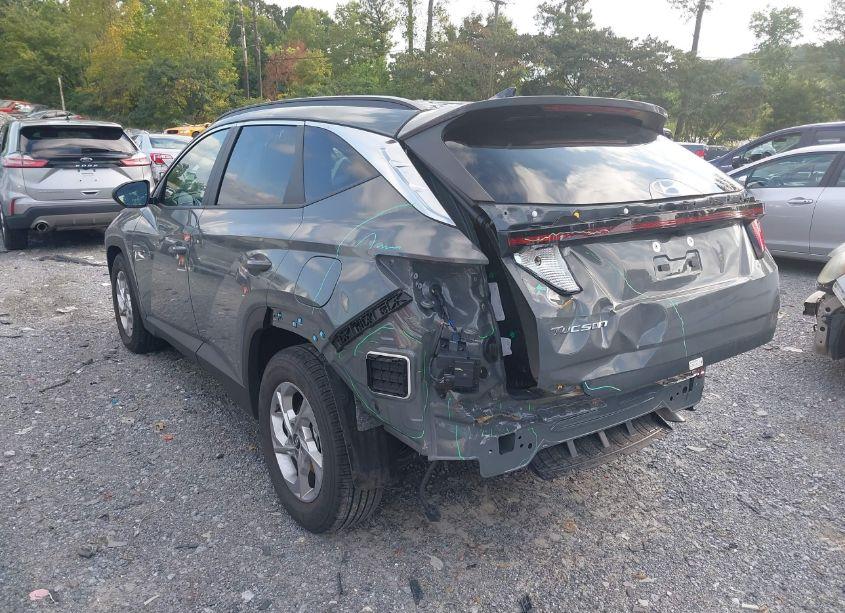 Photo 3 of 2024 Hyundai Tucson SEL (VIN 5NMJB3DE3RH397027)