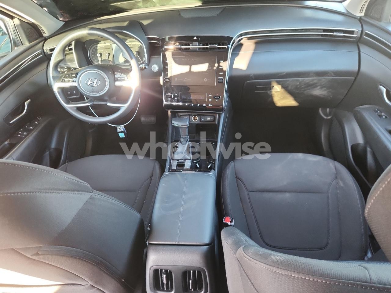 Photo 8 of 2024 HYUNDAI TUCSON SEL (VIN 5NMJB3DE3RH415171)