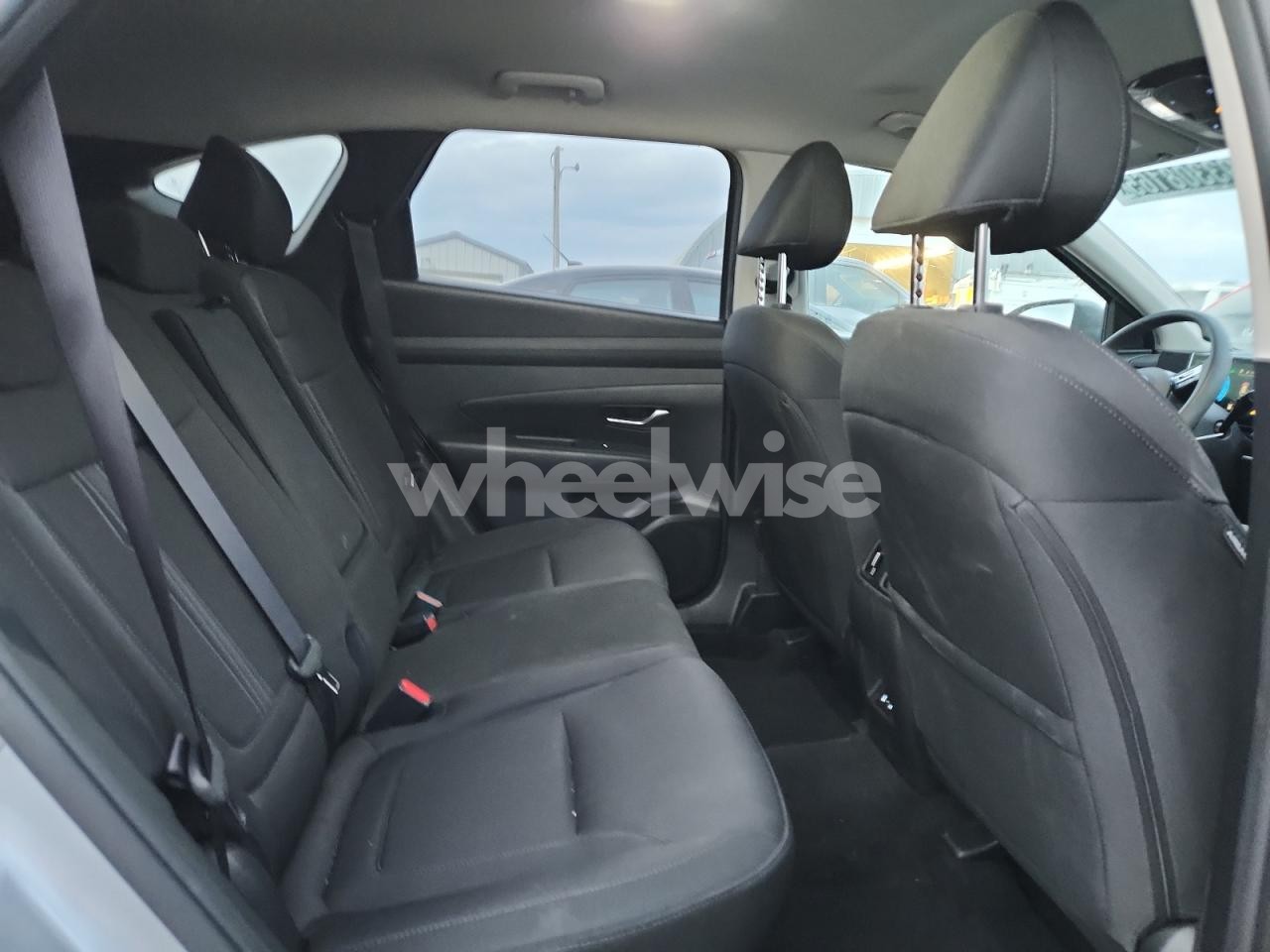 Photo 11 of 2025 HYUNDAI TUCSON SEL (VIN 5NMJB3DE3SH479300)