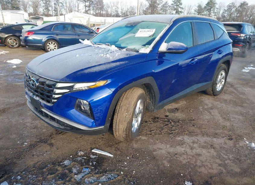 Photo 2 of 2024 Hyundai Tucson SEL (VIN 5NMJB3DE4RH298278)