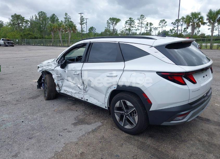 Photo 3 of 2025 Hyundai Tucson SEL (VIN 5NMJB3DE4SH445270)