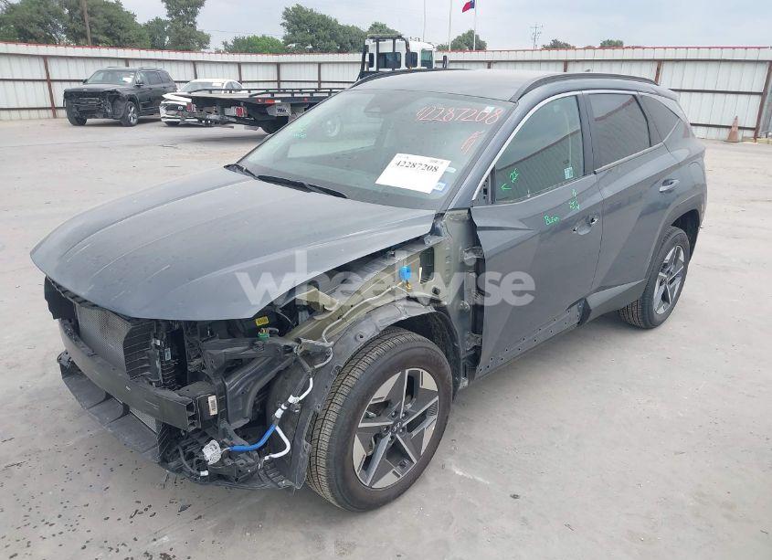 Photo 2 of 2025 Hyundai Tucson SEL (VIN 5NMJB3DE4SH479399)