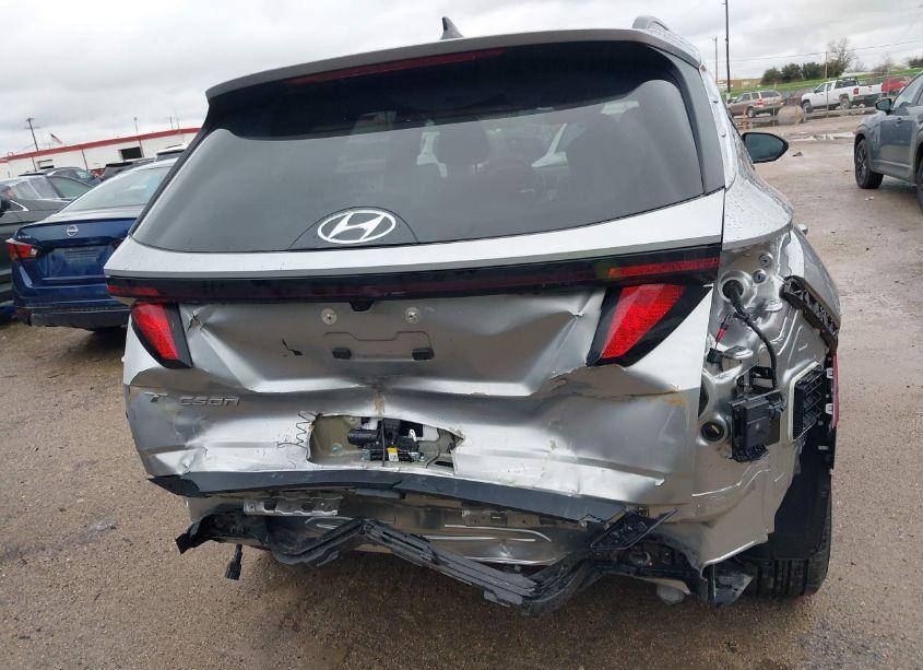 Photo 16 of 2024 Hyundai Tucson SEL (VIN 5NMJB3DE5RH297446)