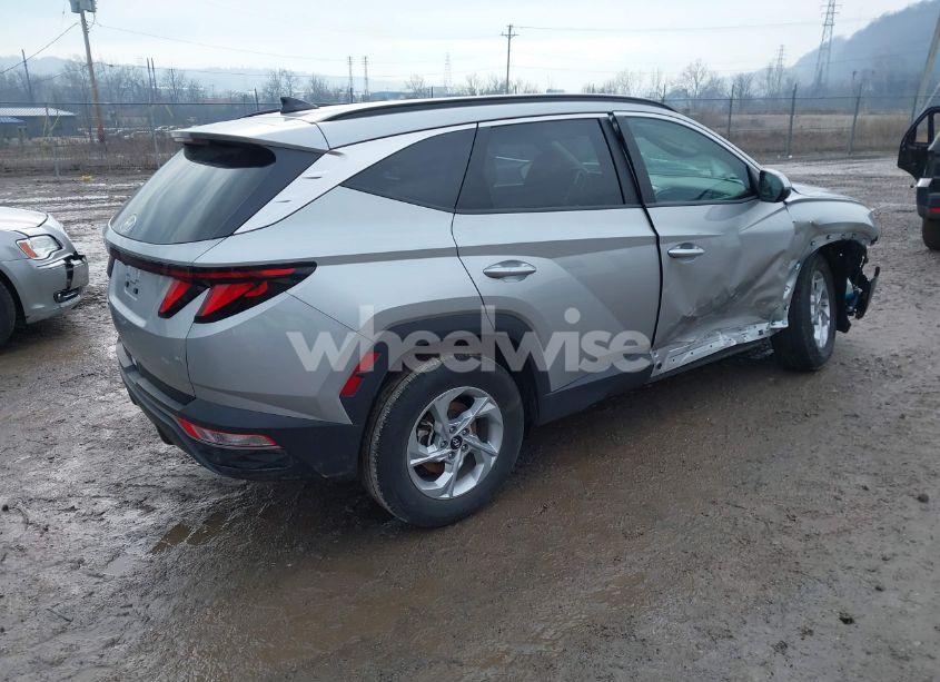Photo 4 of 2024 Hyundai Tucson SEL (VIN 5NMJB3DE5RH356723)