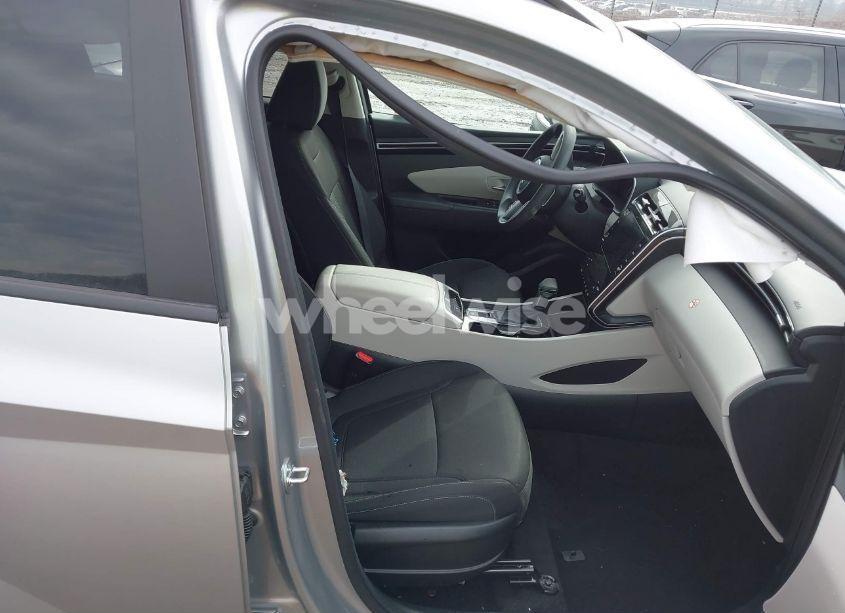 Photo 5 of 2024 Hyundai Tucson SEL (VIN 5NMJB3DE5RH356723)