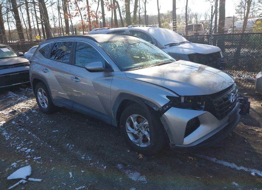 2024 Hyundai Tucson SEL (VIN 5NMJB3DE5RH362103) main photo