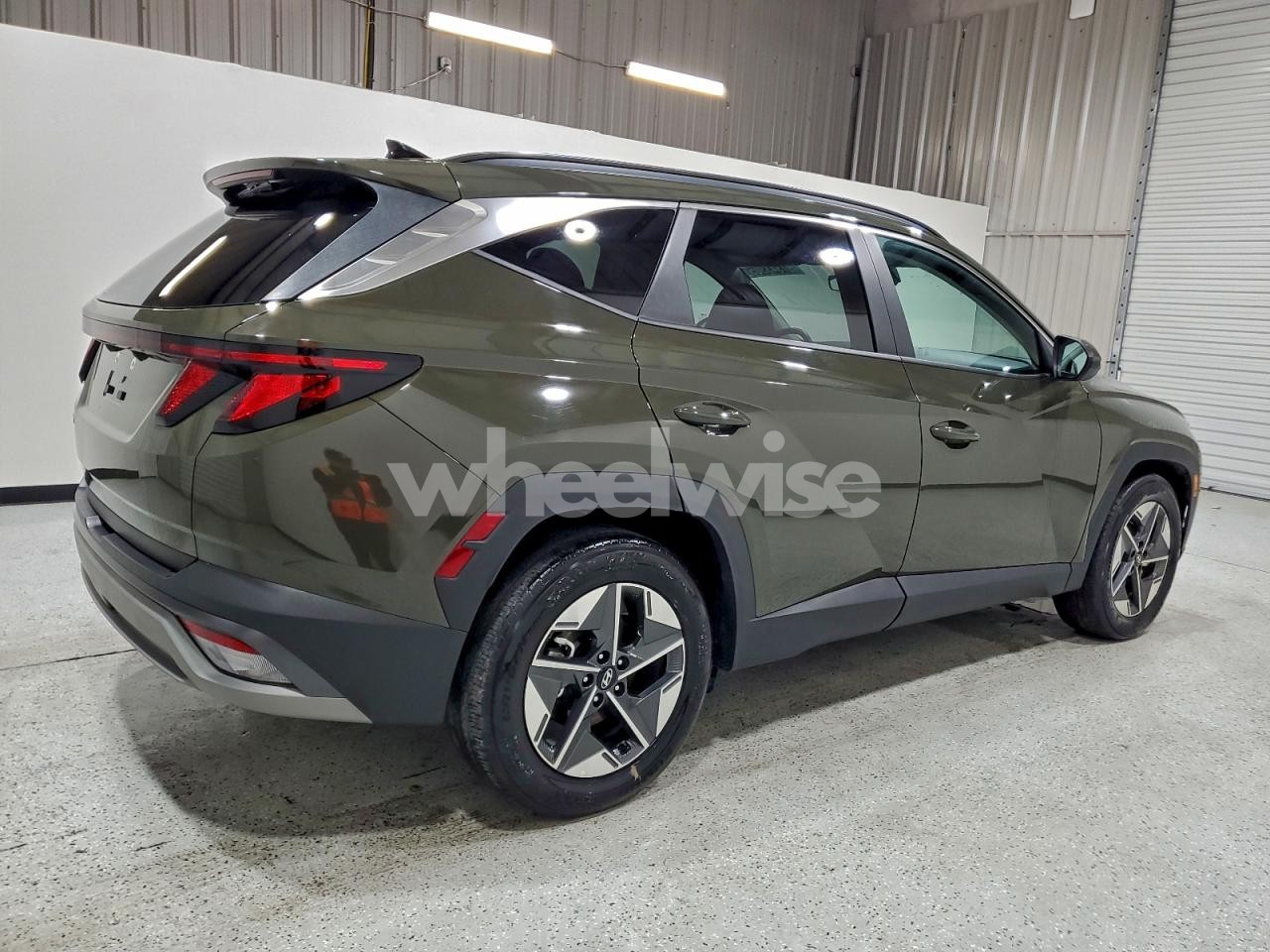 Photo 3 of 2025 HYUNDAI TUCSON SEL (VIN 5NMJB3DE5SH480447)