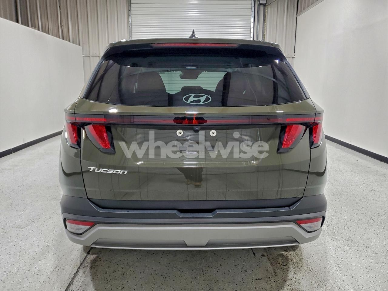 Photo 6 of 2025 HYUNDAI TUCSON SEL (VIN 5NMJB3DE5SH480447)