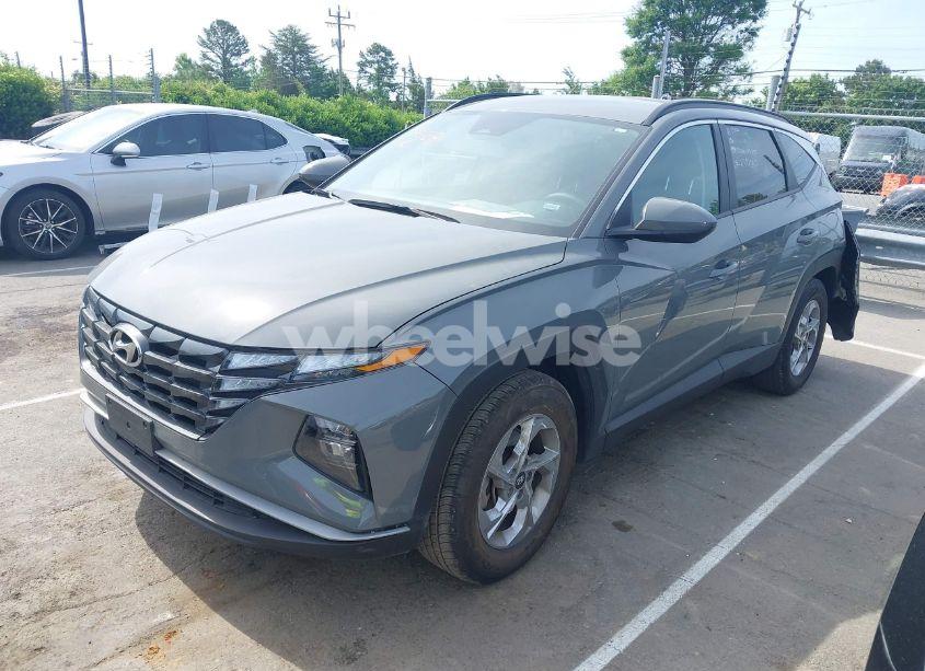 Photo 2 of 2024 Hyundai Tucson SEL (VIN 5NMJB3DE6RH390623)