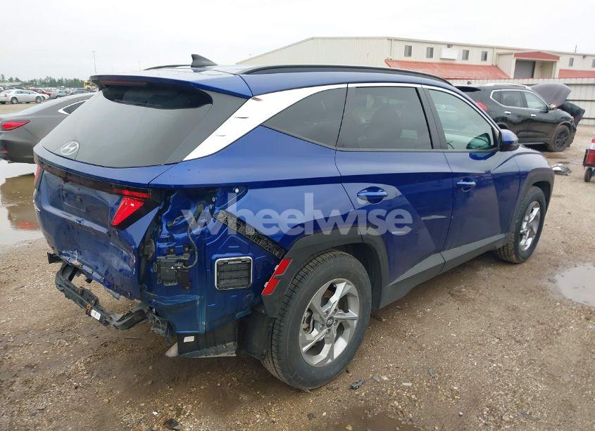 Photo 4 of 2024 Hyundai Tucson SEL (VIN 5NMJB3DE7RH330060)