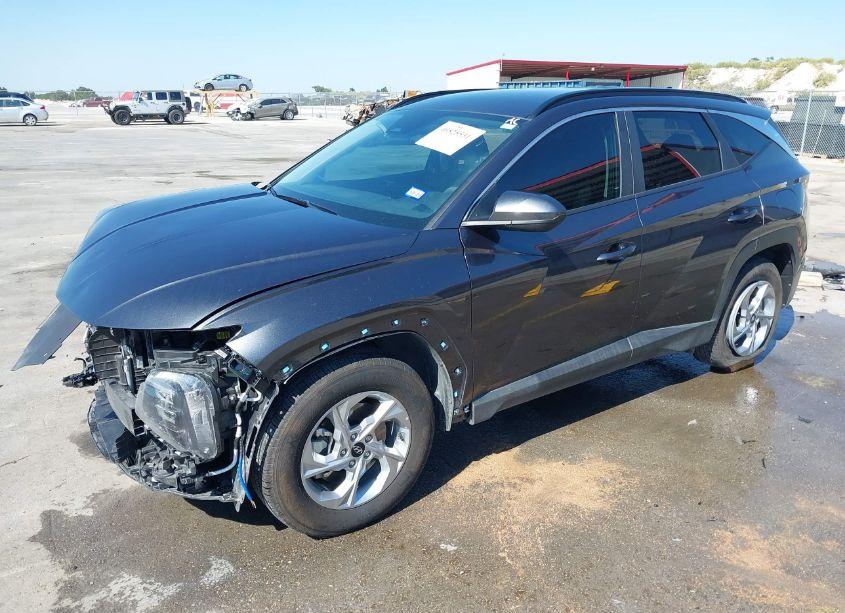 Photo 2 of 2024 Hyundai Tucson SEL (VIN 5NMJB3DE7RH341947)