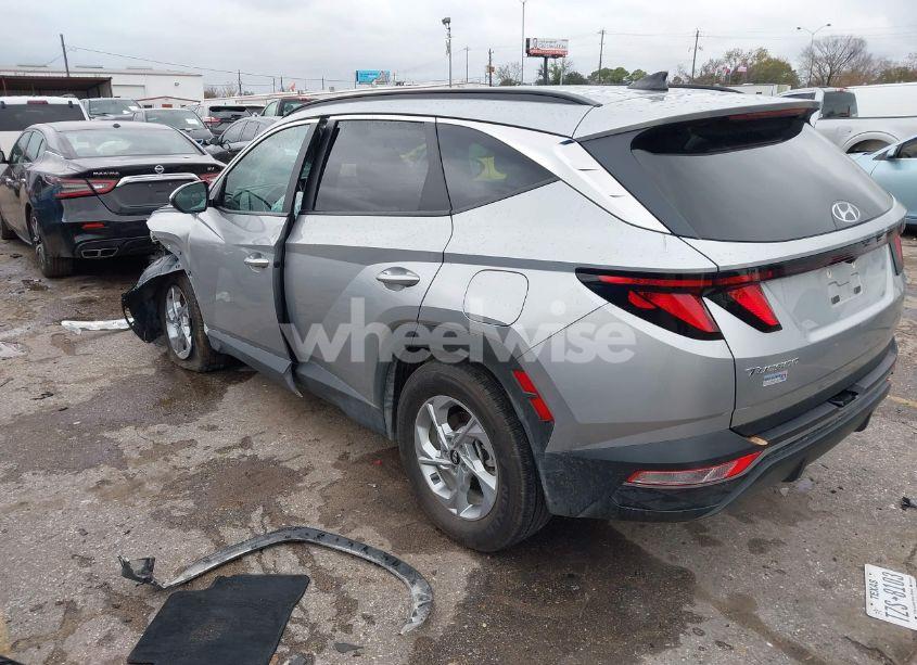 Photo 3 of 2024 Hyundai Tucson SEL (VIN 5NMJB3DE7RH391070)