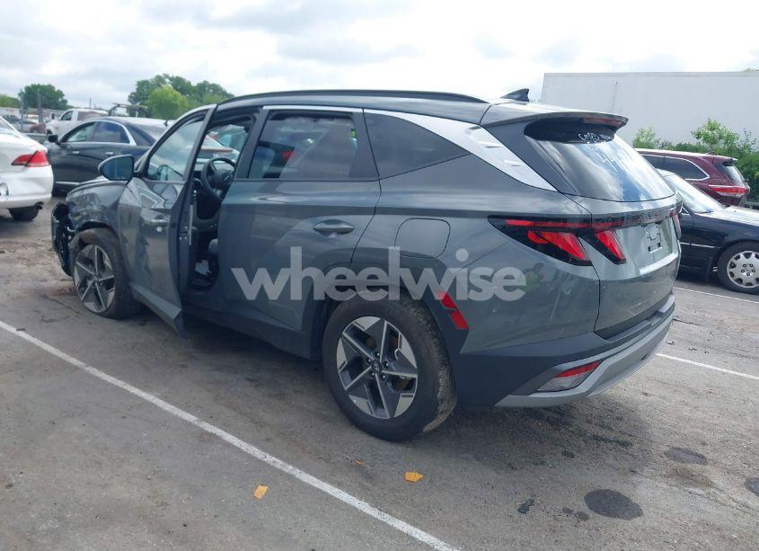 Photo 3 of 2025 Hyundai Tucson SEL (VIN 5NMJB3DE7SH444260)