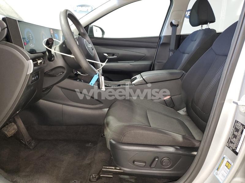 Photo 13 of 2025 HYUNDAI TUCSON SEL (VIN 5NMJB3DE7SH518051)