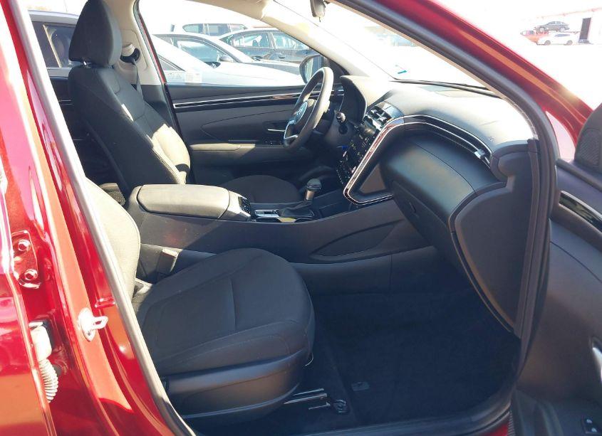 Photo 5 of 2024 Hyundai Tucson SEL (VIN 5NMJB3DE8RH408846)