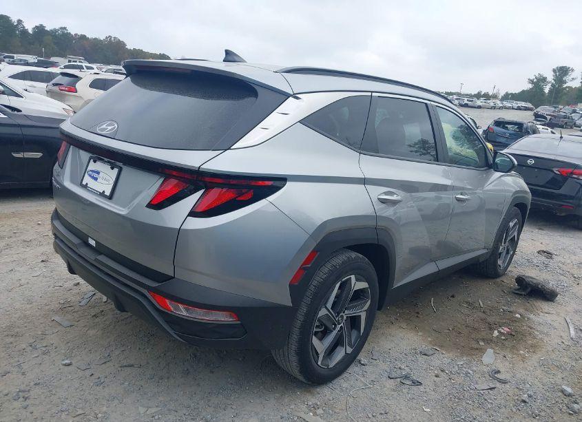 Photo 4 of 2024 Hyundai Tucson SEL (VIN 5NMJB3DE8RH428661)
