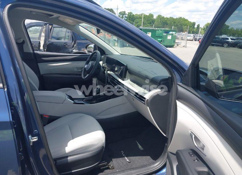 Photo 5 of 2025 Hyundai Tucson SEL (VIN 5NMJB3DE8SH442095)