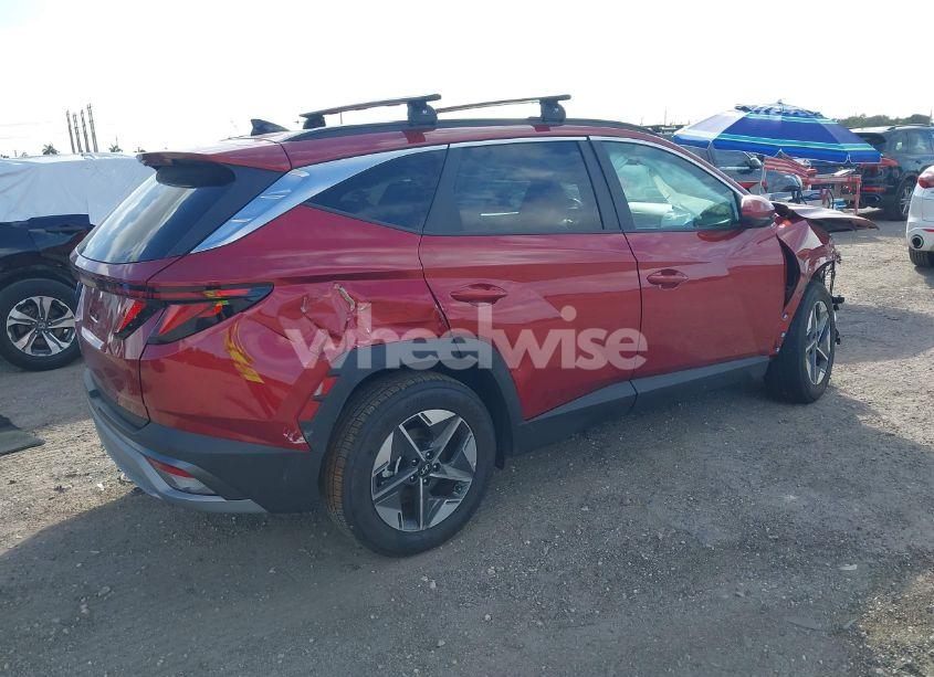 Photo 4 of 2025 Hyundai Tucson SEL (VIN 5NMJB3DE8SH447734)