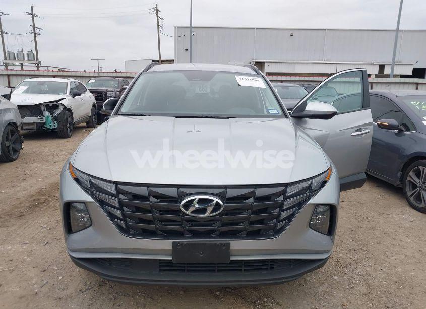 Photo 6 of 2024 Hyundai Tucson SEL (VIN 5NMJB3DE9RH310067)