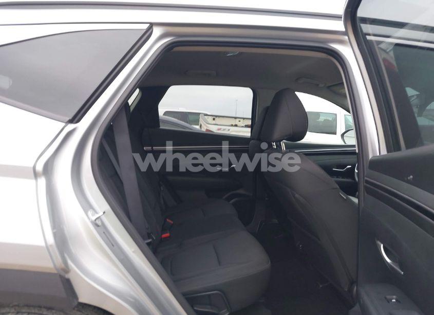 Photo 8 of 2024 Hyundai Tucson SEL (VIN 5NMJB3DE9RH310067)